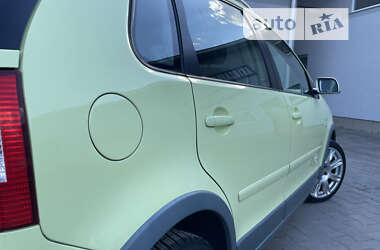 Хэтчбек Volkswagen Cross Polo 2005 в Дрогобыче