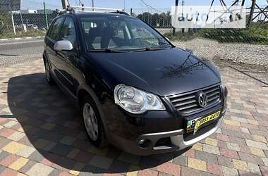 Хэтчбек Volkswagen Cross Polo 2008 в Стрые