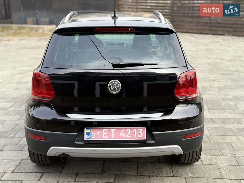 Хэтчбек Volkswagen Cross Polo 2012 в Тячеве