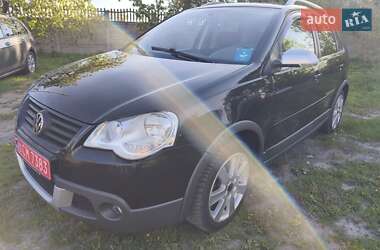Хетчбек Volkswagen Cross Polo 2009 в 