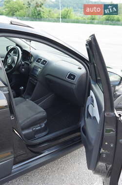 Хэтчбек Volkswagen Cross Polo 2011 в 