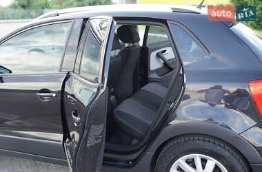 Хэтчбек Volkswagen Cross Polo 2011 в 