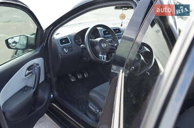 Хэтчбек Volkswagen Cross Polo 2011 в 
