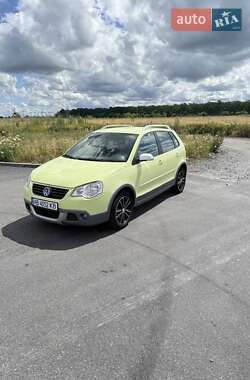 Хэтчбек Volkswagen Cross Polo 2007 в 