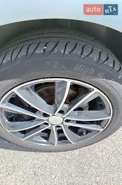 Хэтчбек Volkswagen Cross Polo 2007 в 