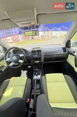 Хэтчбек Volkswagen Cross Polo 2007 в 