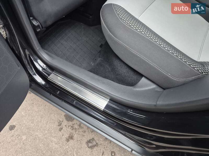 Хэтчбек Volkswagen Cross Polo 2008 в Тернополе фото 35 Хэтчбек Volkswagen Cross Polo 2008 в Тернополе