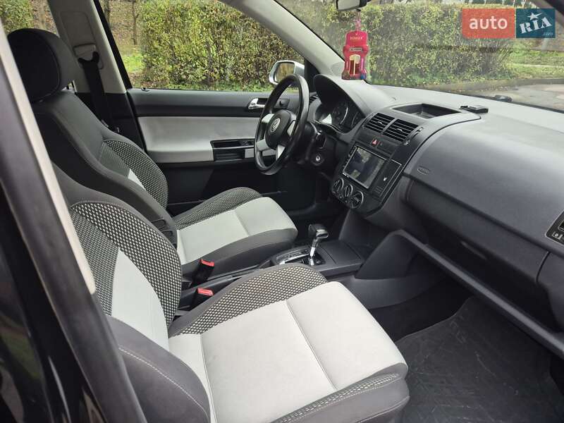 Хэтчбек Volkswagen Cross Polo 2008 в Тернополе