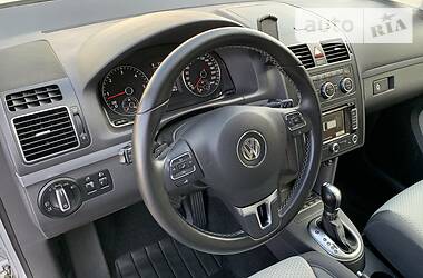 Минивэн Volkswagen Cross Touran 2015 в 