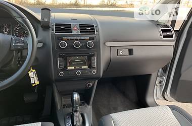 Минивэн Volkswagen Cross Touran 2015 в 