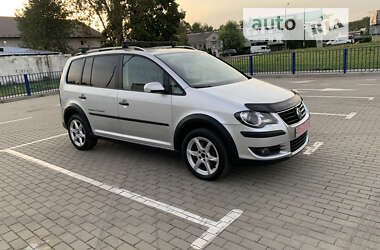 Минивэн Volkswagen Cross Touran 2007 в Нововолынске