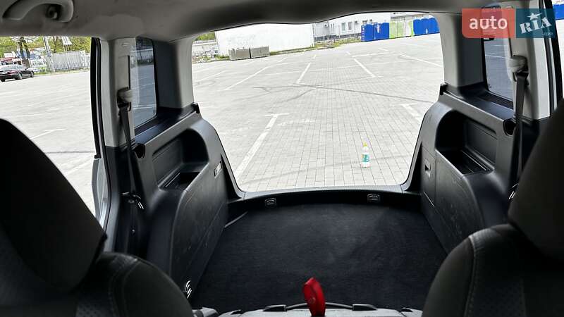 Минивэн Volkswagen Cross Touran 2009 в Одессе фото 24 Минивэн Volkswagen Cross Touran 2009 в Одессе