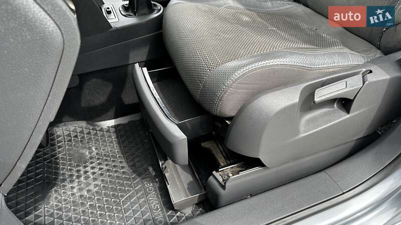 Минивэн Volkswagen Cross Touran 2009 в Одессе фото 34 Минивэн Volkswagen Cross Touran 2009 в Одессе