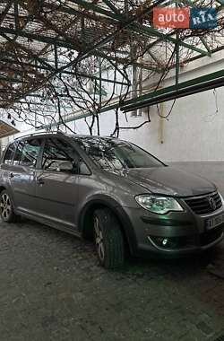 Volkswagen Cross Touran 2009