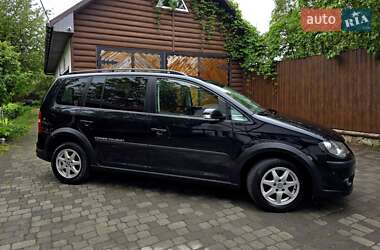 Мінівен Volkswagen Cross Touran 2008 в 