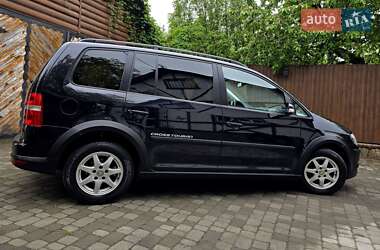 Мінівен Volkswagen Cross Touran 2008 в 