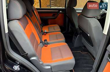 Мінівен Volkswagen Cross Touran 2008 в 