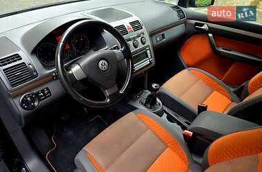 Мінівен Volkswagen Cross Touran 2008 в 