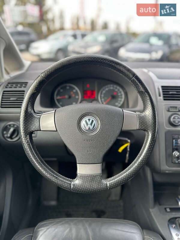 Мінівен Volkswagen Cross Touran 2009 в Білогородці