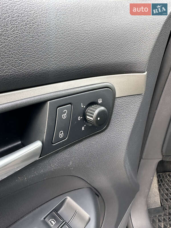 Мінівен Volkswagen Cross Touran 2009 в Білогородці