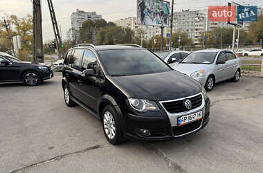 Мінівен Volkswagen Cross Touran 2007 в  фото 7 Мінівен Volkswagen Cross Touran 2007 в