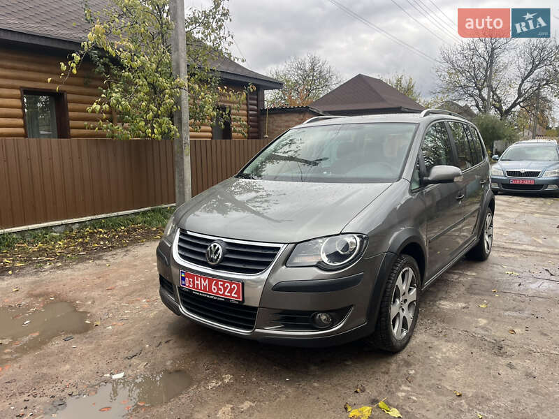 Минивэн Volkswagen Cross Touran 2008 в Ахтырке фото 22 Минивэн Volkswagen Cross Touran 2008 в Ахтырке