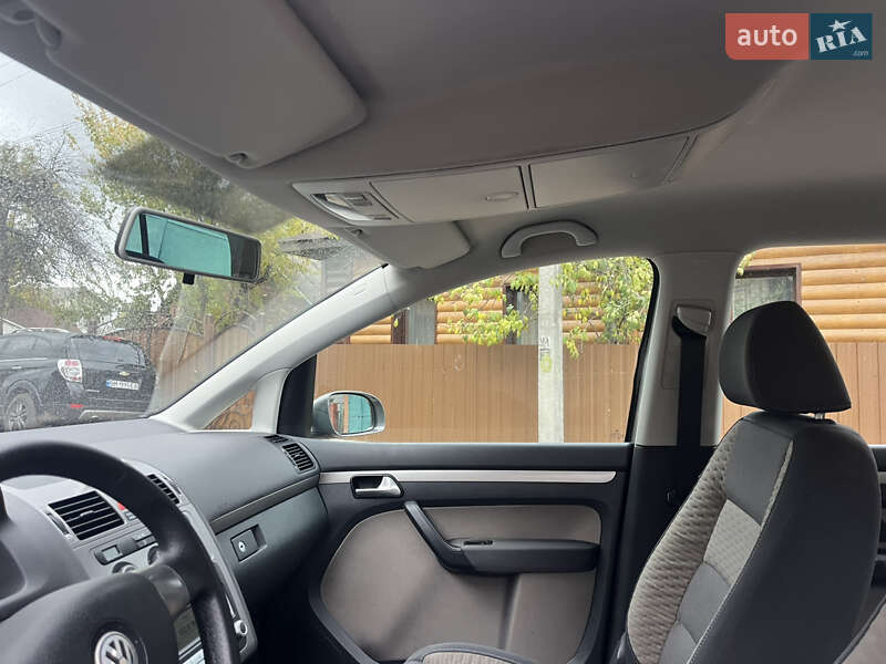 Минивэн Volkswagen Cross Touran 2008 в Ахтырке фото 38 Минивэн Volkswagen Cross Touran 2008 в Ахтырке