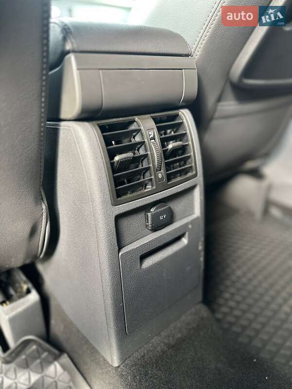 Минивэн Volkswagen Cross Touran 2009 в Белогородке фото 25 Минивэн Volkswagen Cross Touran 2009 в Белогородке