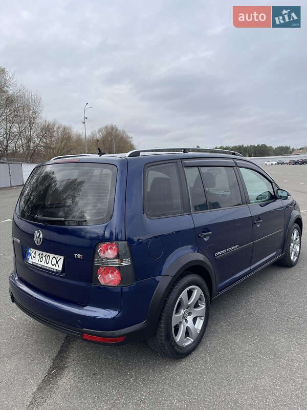 Минивэн Volkswagen Cross Touran 2008 в Киеве