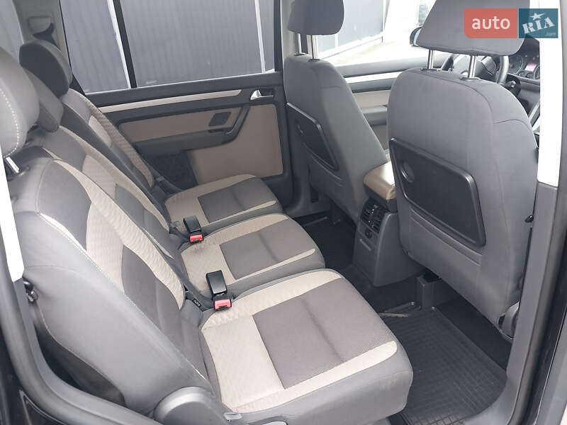 Минивэн Volkswagen Cross Touran 2008 в Самборе