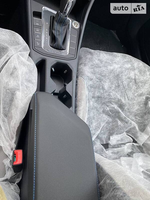 Седан Volkswagen e-Bora 2019 в Борисполе