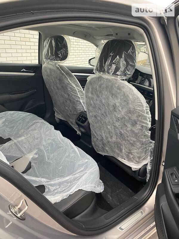 Седан Volkswagen e-Bora 2019 в Борисполе