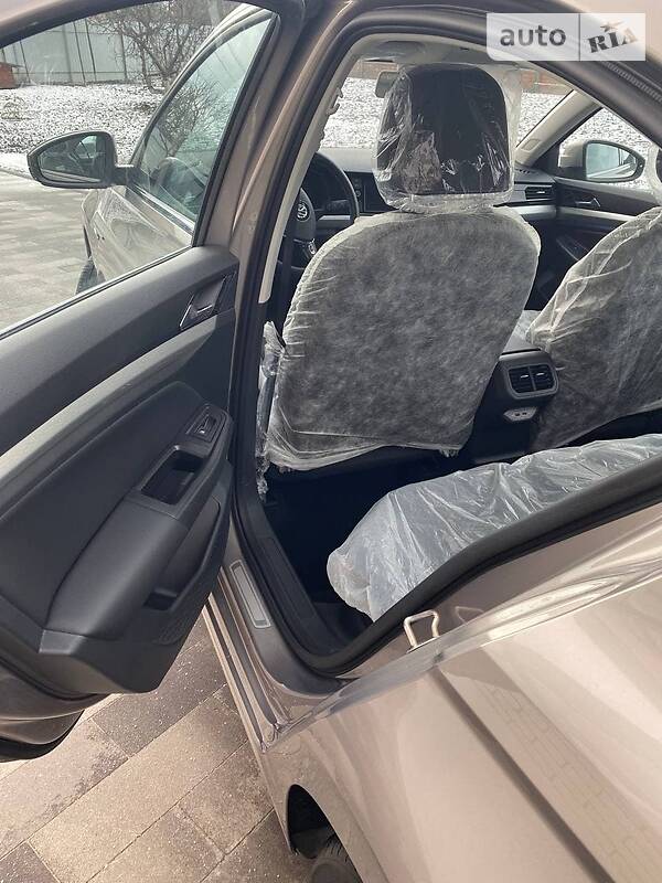 Седан Volkswagen e-Bora 2019 в Борисполе