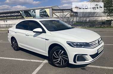 Volkswagen e-Bora 2020