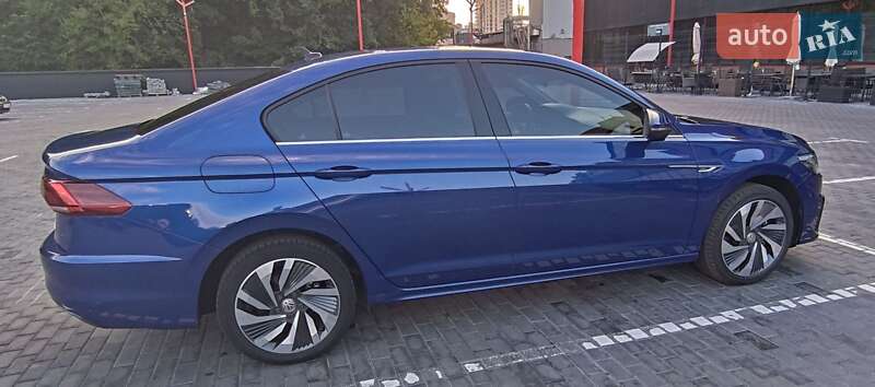 Седан Volkswagen e-Bora 2019 в Києві