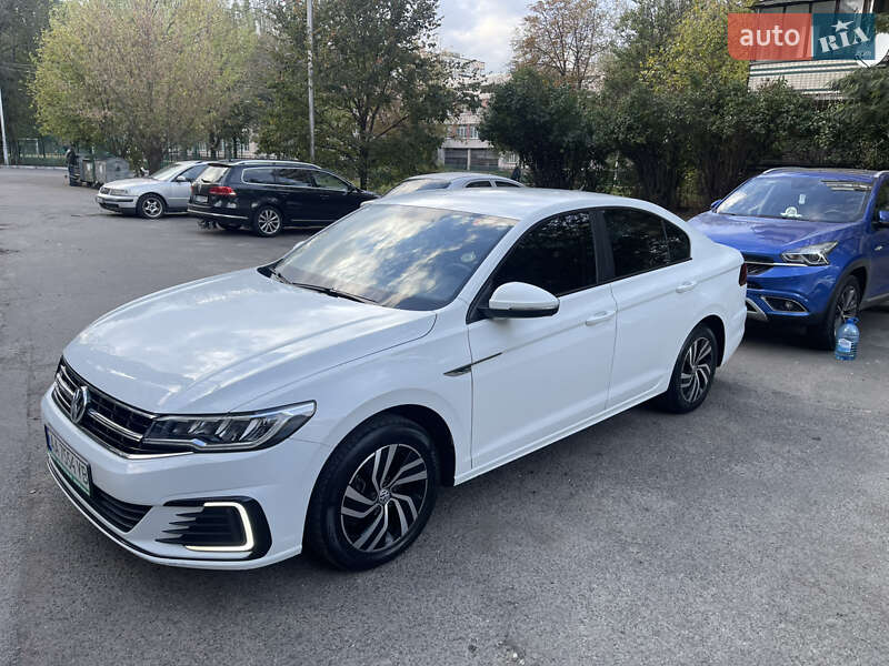 Седан Volkswagen e-Bora 2019 в Києві