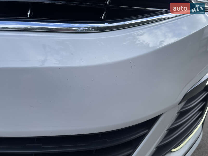 Седан Volkswagen e-Bora 2019 в Києві