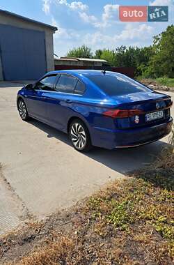 Седан Volkswagen e-Bora 2019 в 