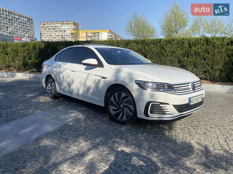 Седан Volkswagen e-Bora 2019 в Дніпрі