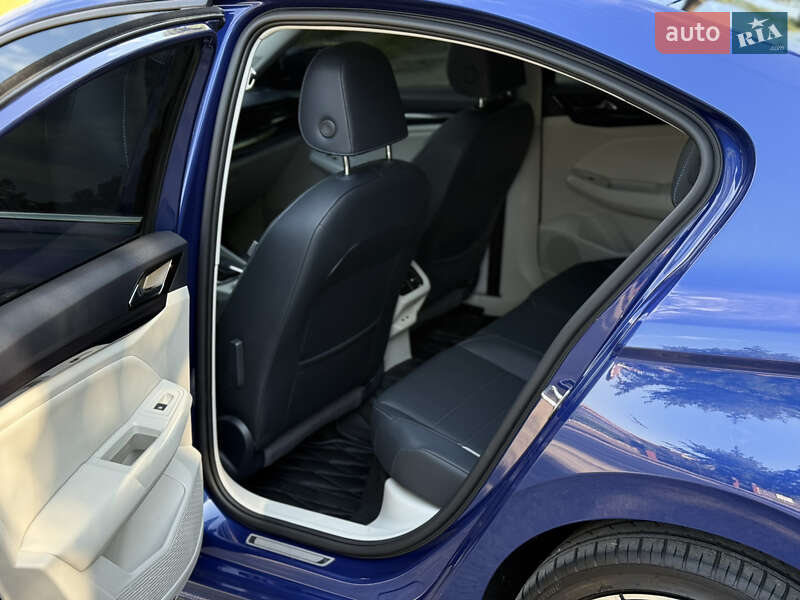 Седан Volkswagen e-Bora 2019 в Запоріжжі