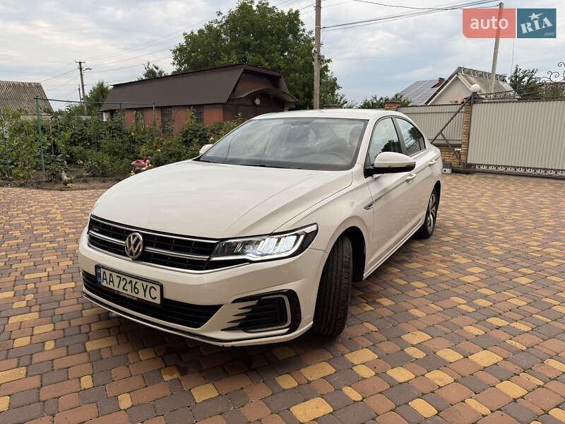 Седан Volkswagen e-Bora 2019 в Києві
