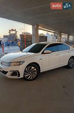 Седан Volkswagen e-Bora 2019 в Києві