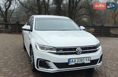 Седан Volkswagen e-Bora 2020 в Городище