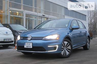 Volkswagen e-Golf 2015