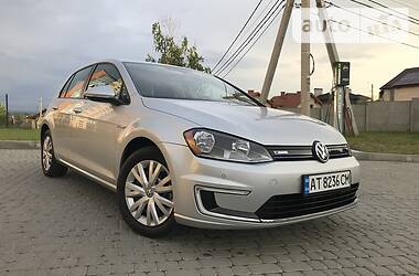 Volkswagen e-Golf 2015