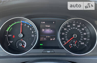 Хетчбек Volkswagen e-Golf 2019 в 