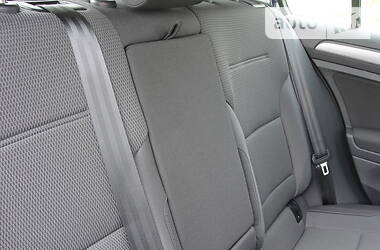Хетчбек Volkswagen e-Golf 2017 в 