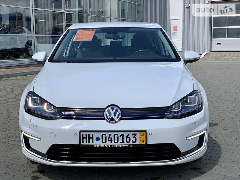 Хетчбек Volkswagen e-Golf 2016 в Хмельницькому