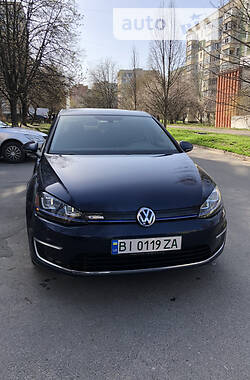 Хэтчбек Volkswagen e-Golf 2014 в Полтаве