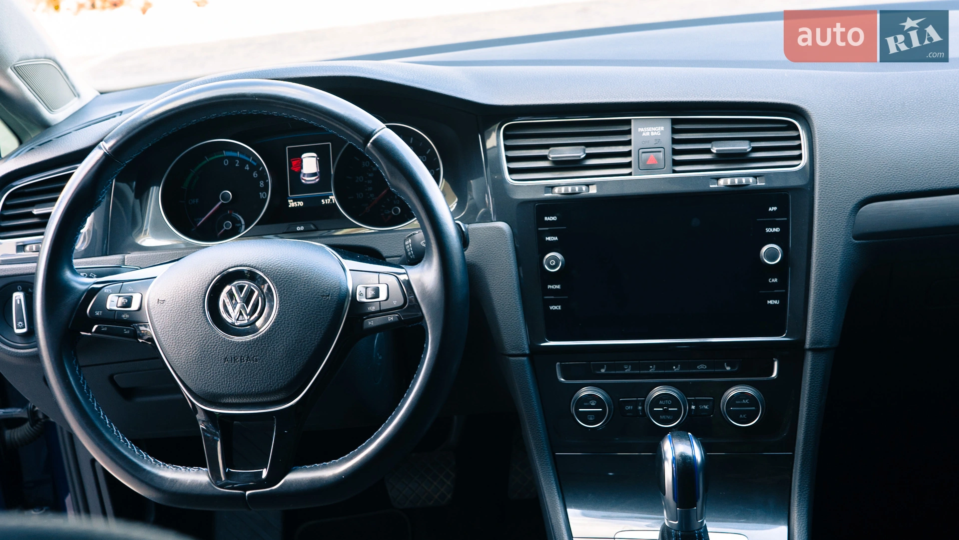 2019 Volkswagen Golf - мініатюра 13